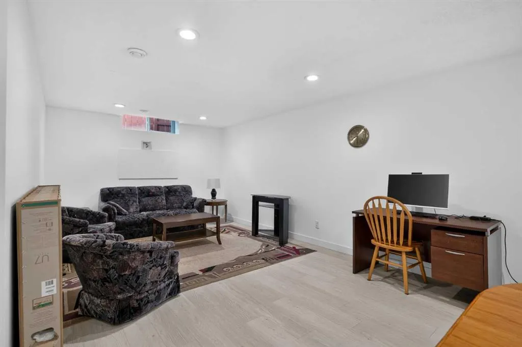 9 Westridge Way