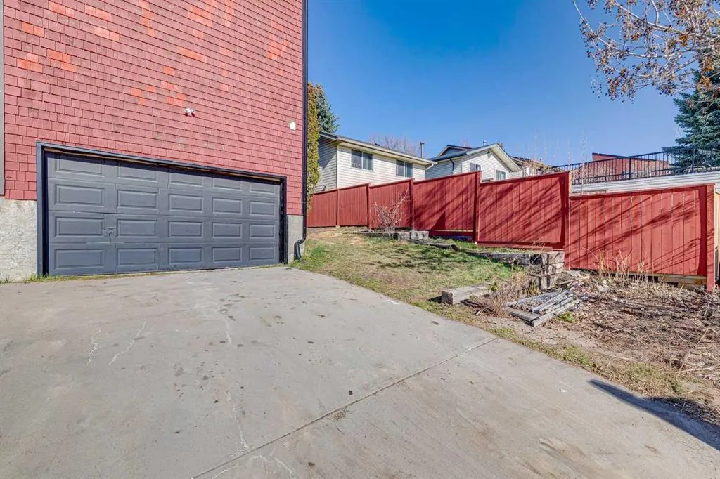 37 Ranch Glen Drive NW