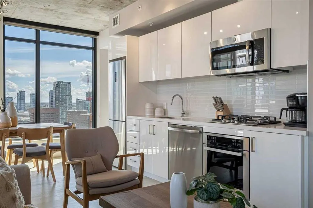 1010 6 Street SW #2206