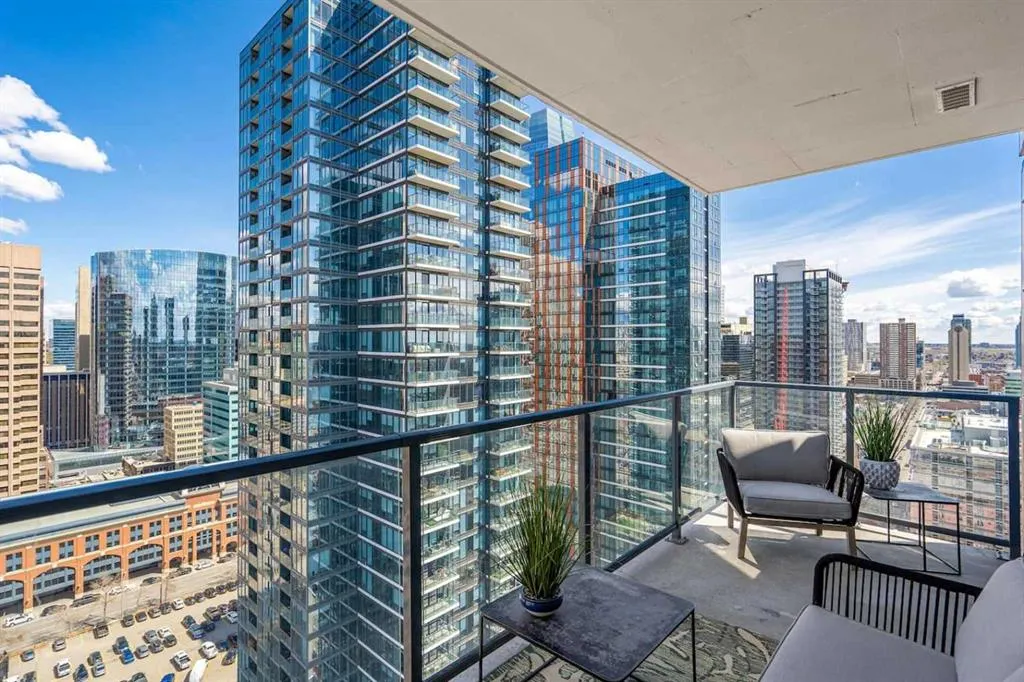 1010 6 Street SW #2206