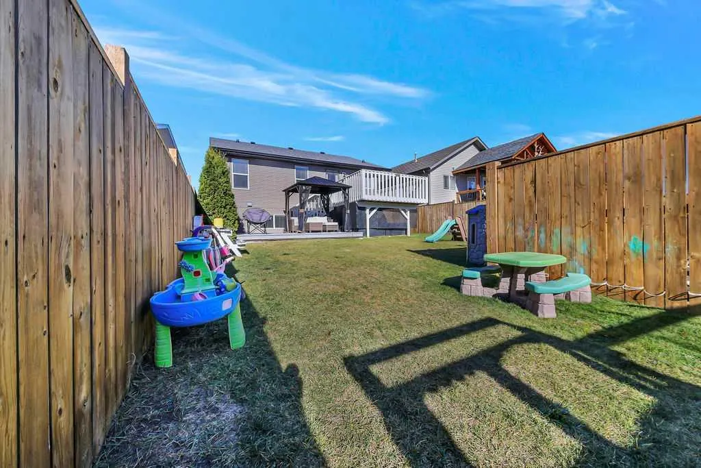 35 Jepsen Crescent