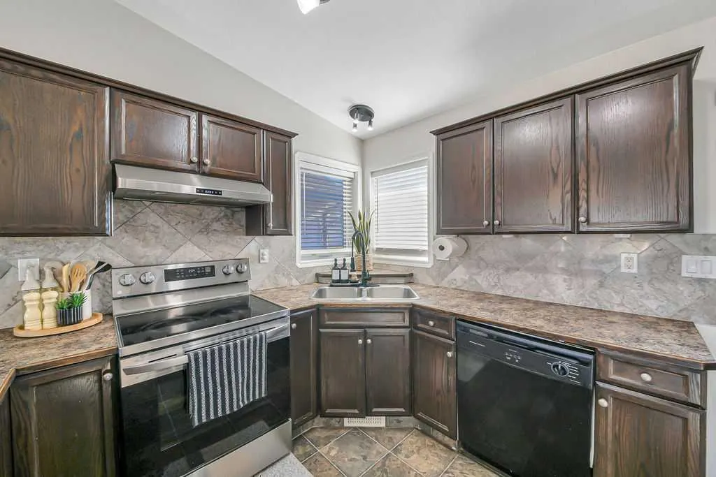 35 Jepsen Crescent