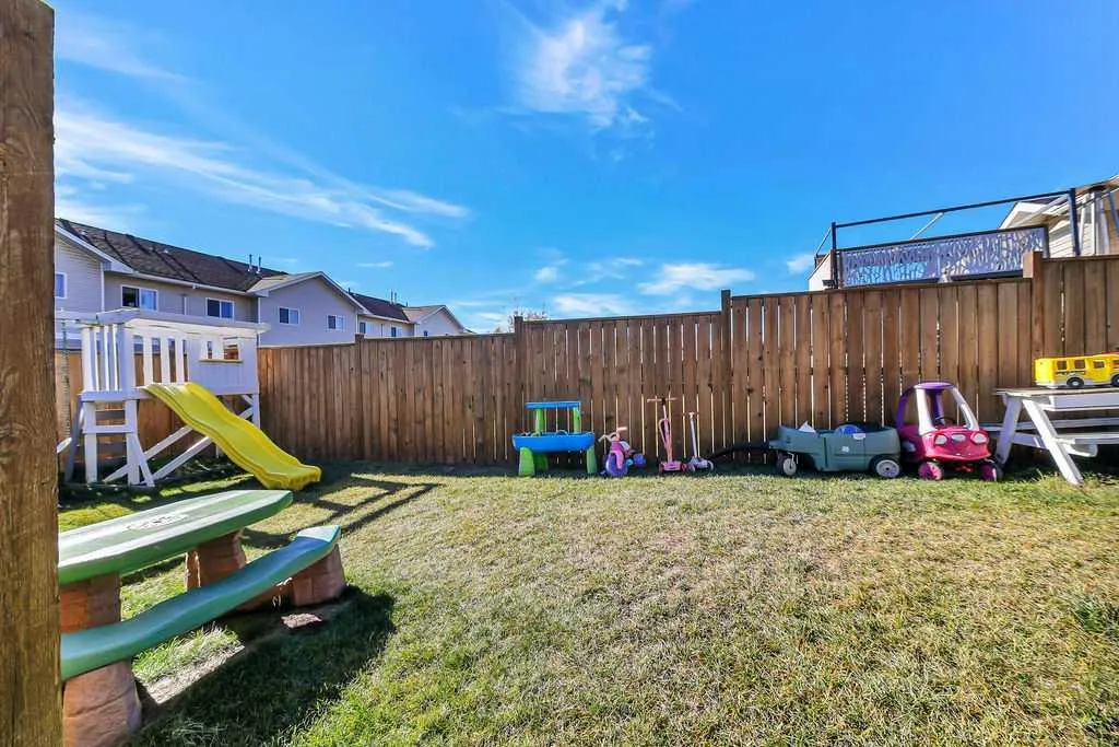 35 Jepsen Crescent