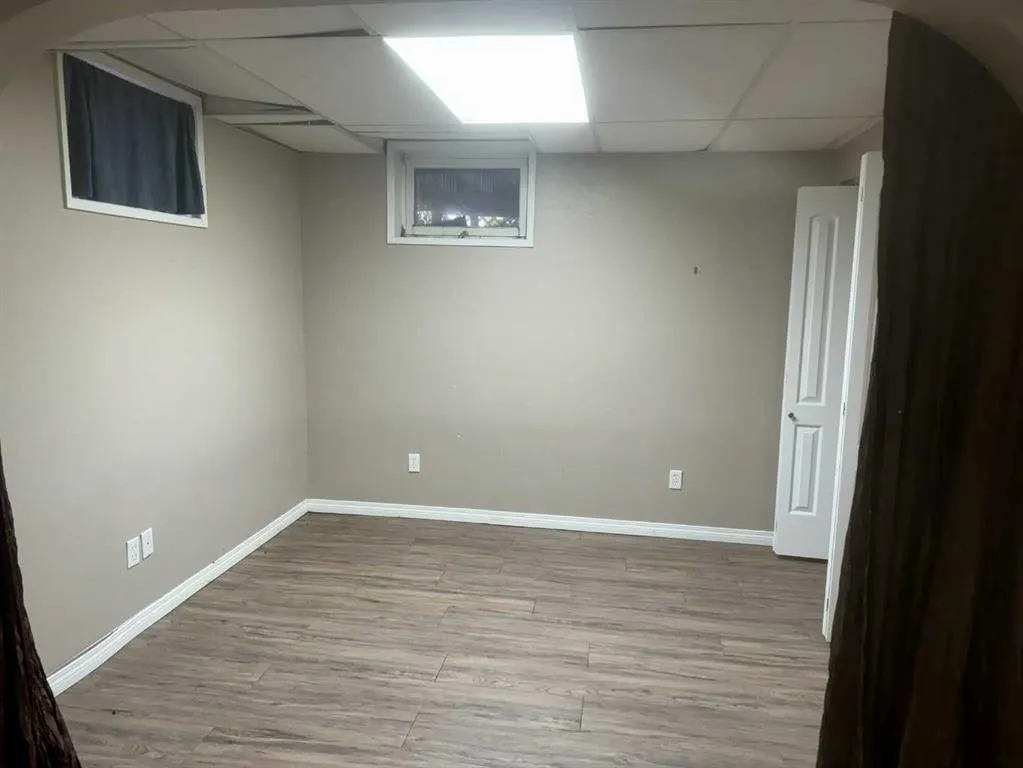 121 2 Avenue