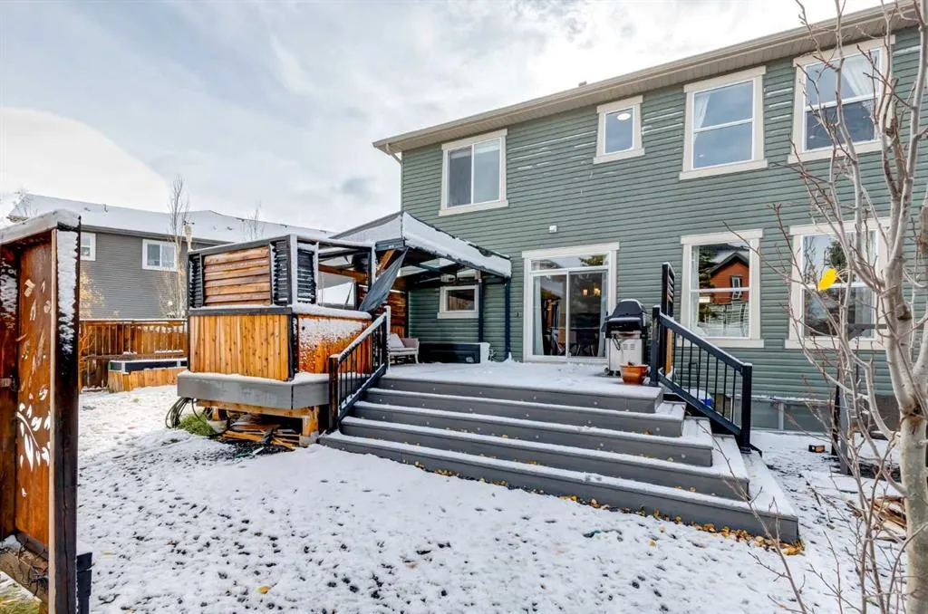 516 Boulder Creek Bay SE