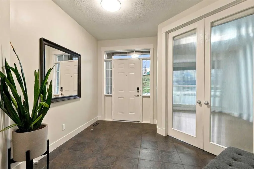 24 Auburn Sound Terrace SE