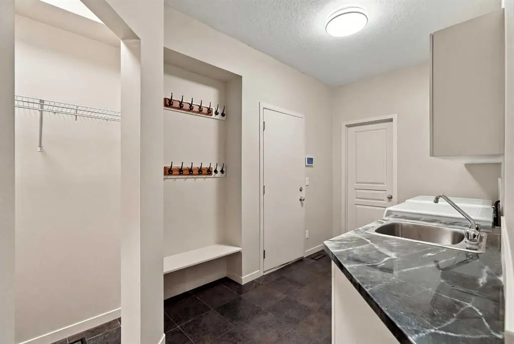24 Auburn Sound Terrace SE