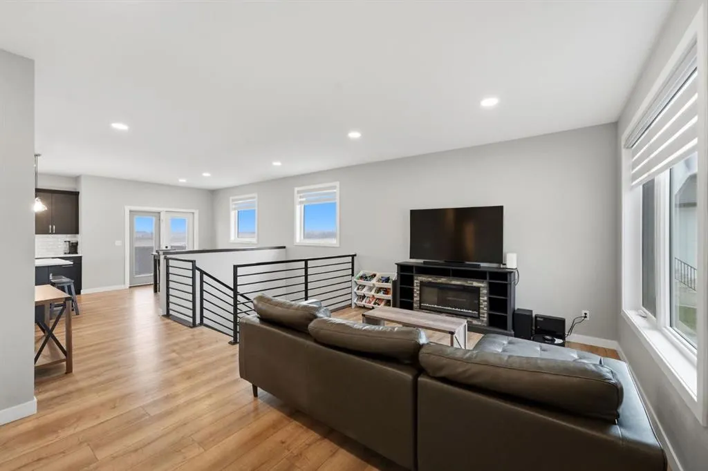33 Maclean Close