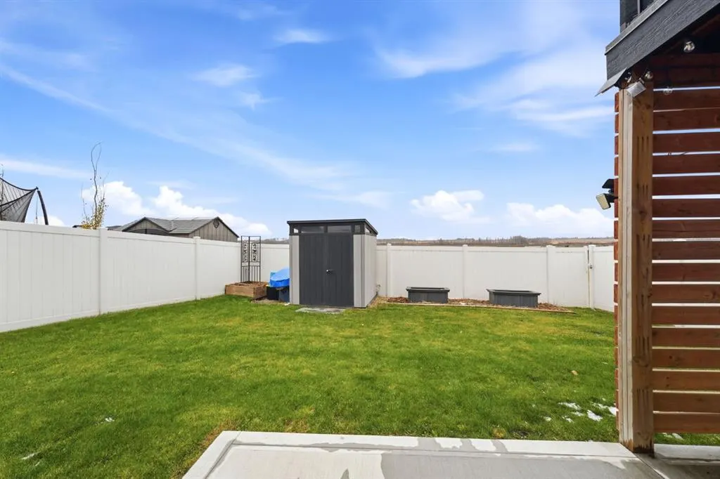 33 Maclean Close