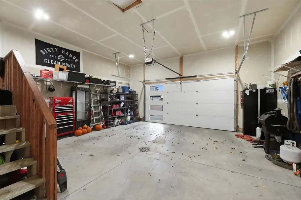 33 Maclean Close