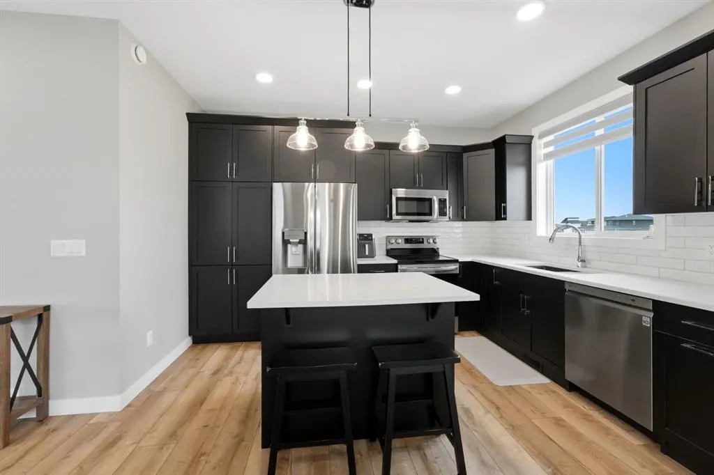 33 Maclean Close