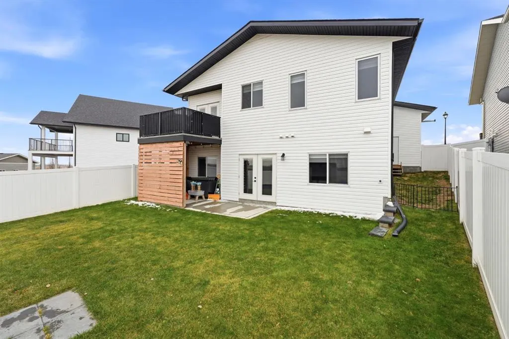 33 Maclean Close