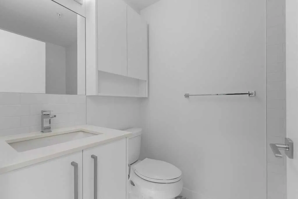 3130 Thirsk Street NW #415