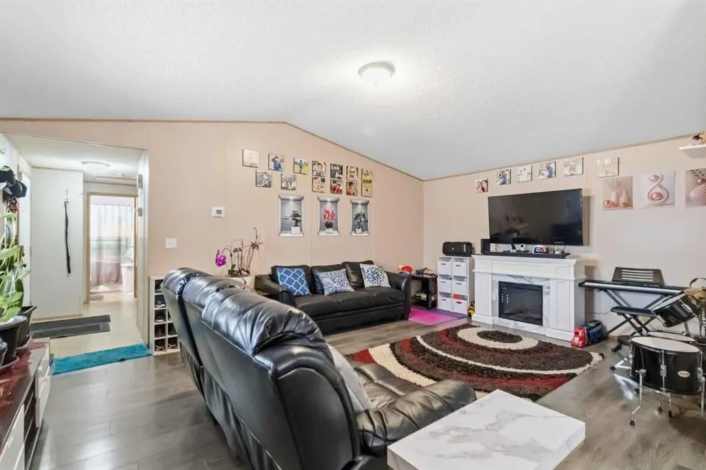 148 Ash Way