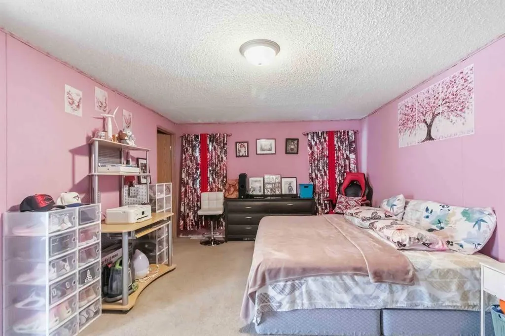 148 Ash Way