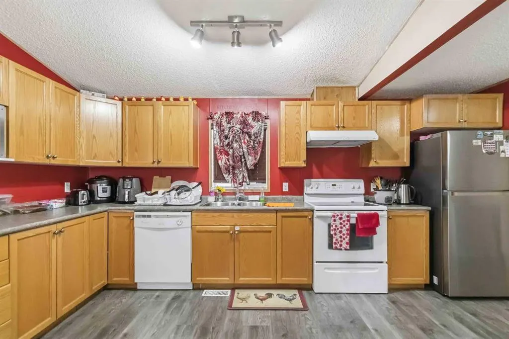 148 Ash Way