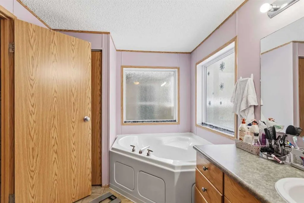148 Ash Way