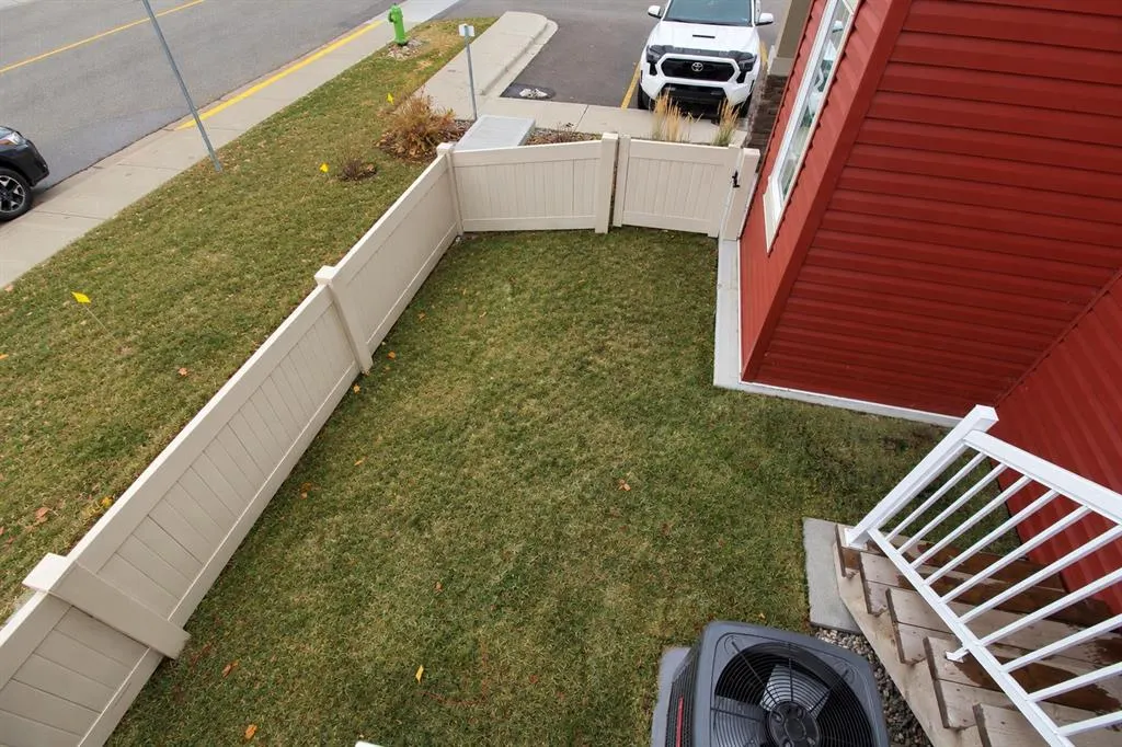121 Golden Crescent