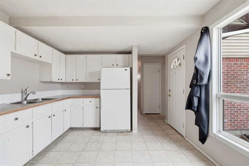 64 Whitnel Court NE #28