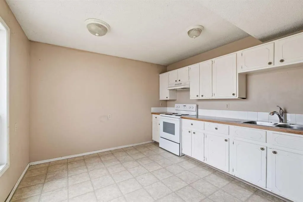 64 Whitnel Court NE #28