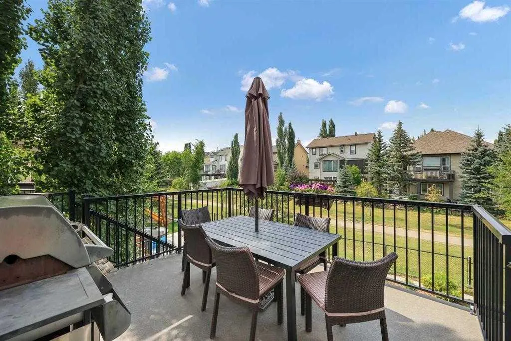 59 Elgin Estates Hill SE