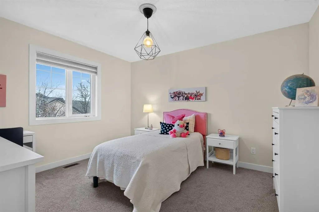 59 Elgin Estates Hill SE