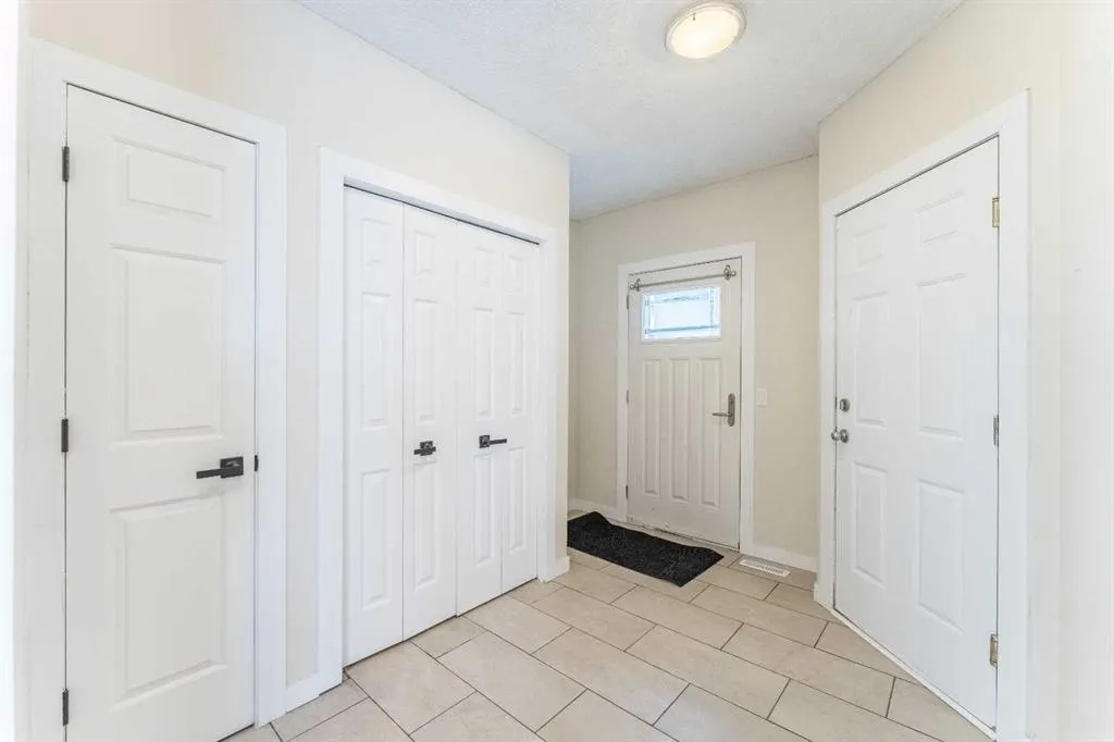 6 Covewood Park NE