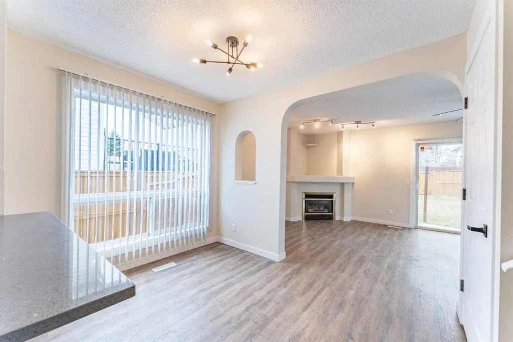 6 Covewood Park NE