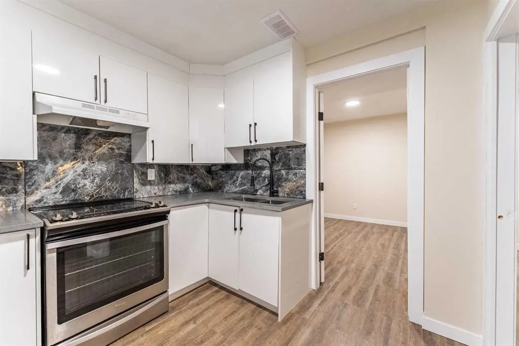 6 Covewood Park NE
