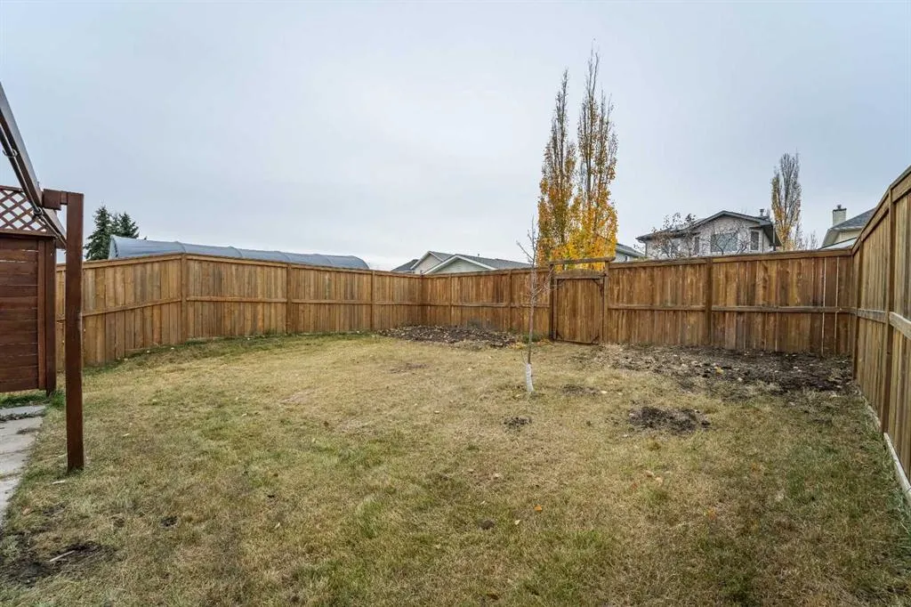 6 Covewood Park NE