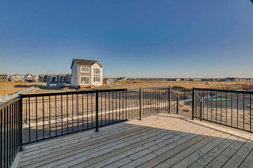 355 Heartwood Gardens SE