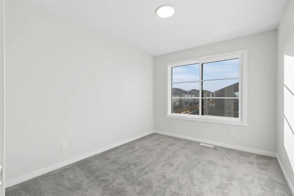 355 Heartwood Gardens SE