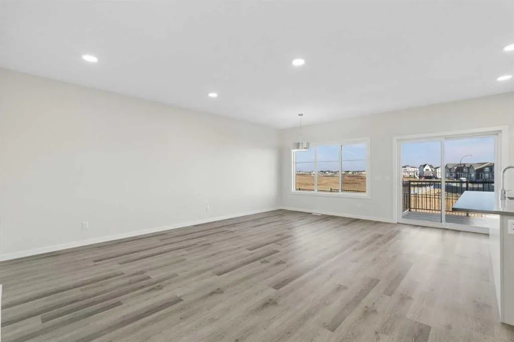 355 Heartwood Gardens SE