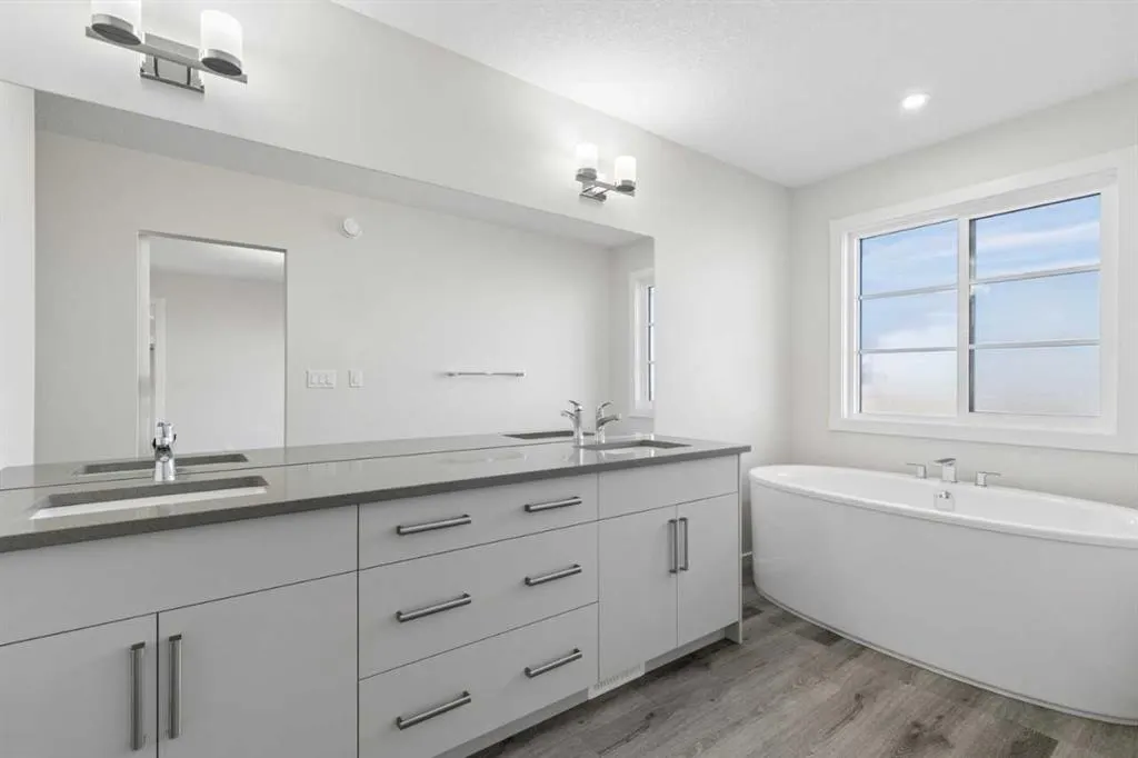 355 Heartwood Gardens SE