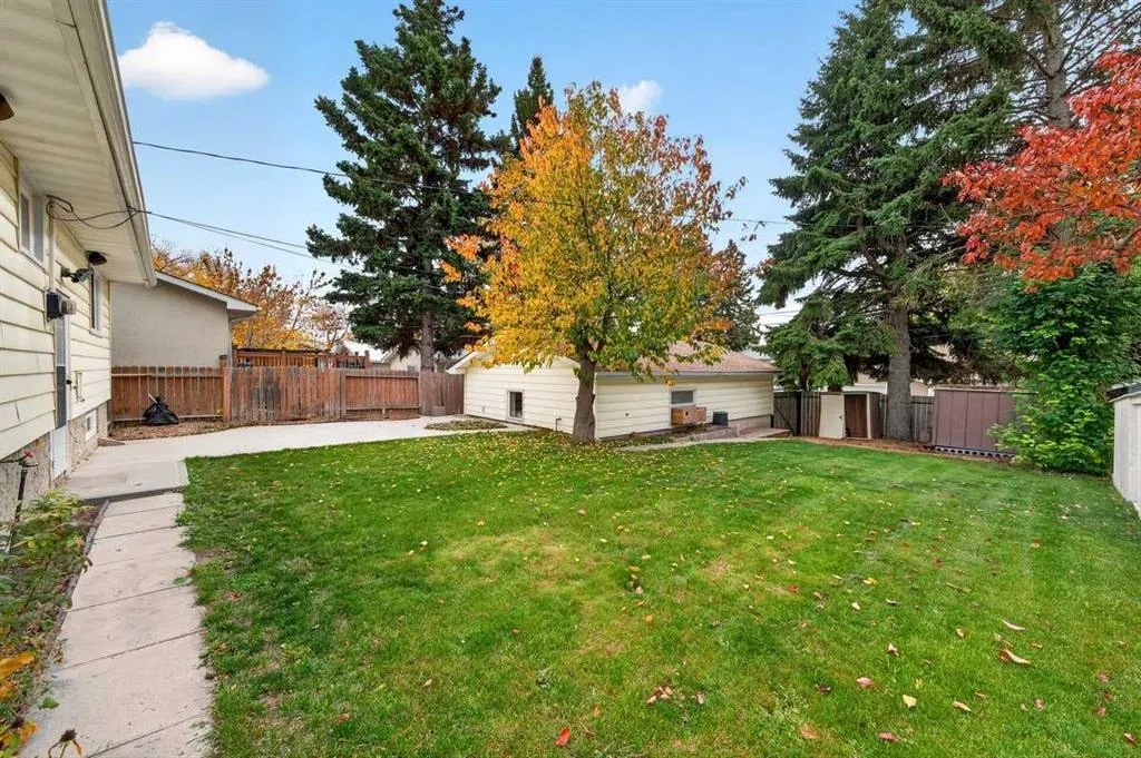 255 Huntridge Way NE