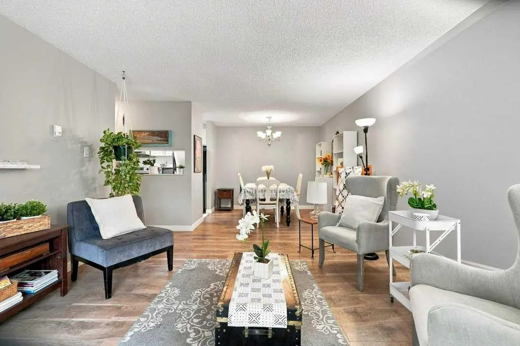 723 57 Avenue SW #325