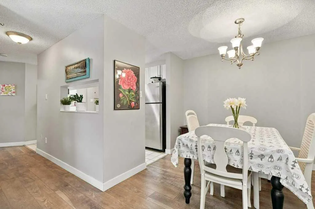 723 57 Avenue SW #325