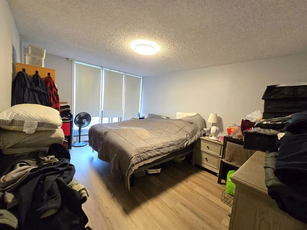 1001 14 Avenue SW #804