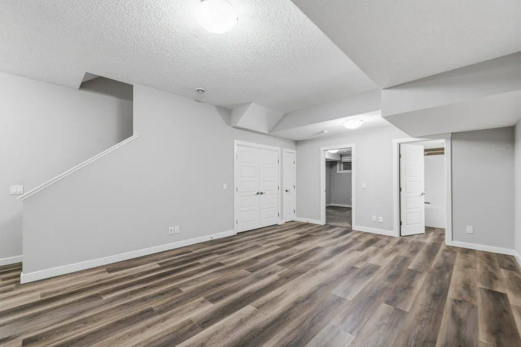 102 Seton Grove SE