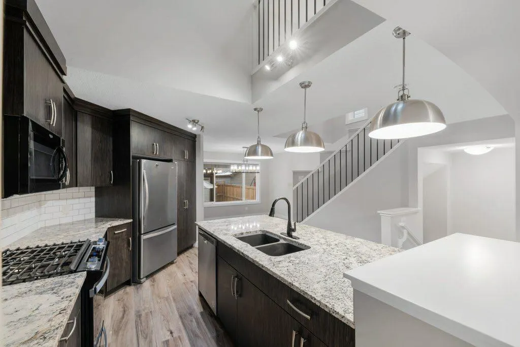 102 Seton Grove SE