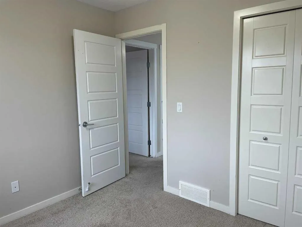 222 Saddlelake Terrace NE