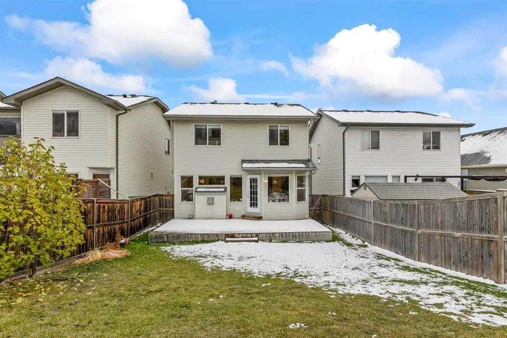 303 Springborough Way SW