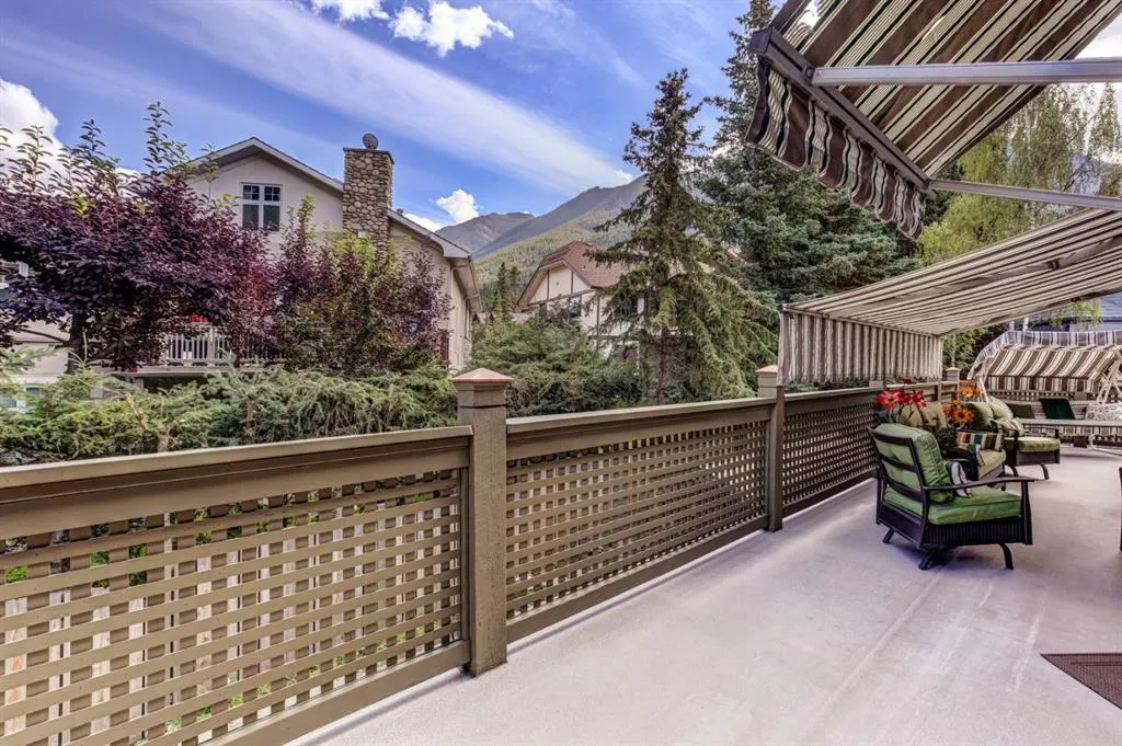 5 Cascade Court