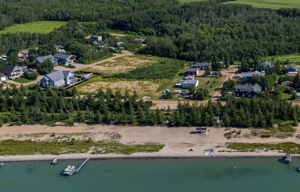 602 Lakeshore Drive