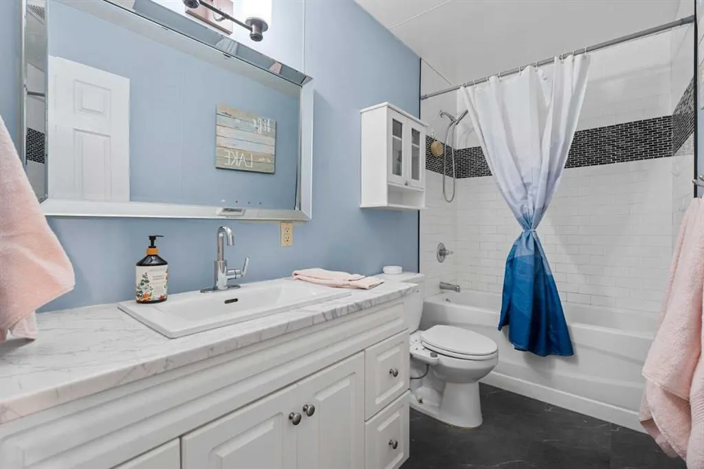 1101 84 Street NE #819