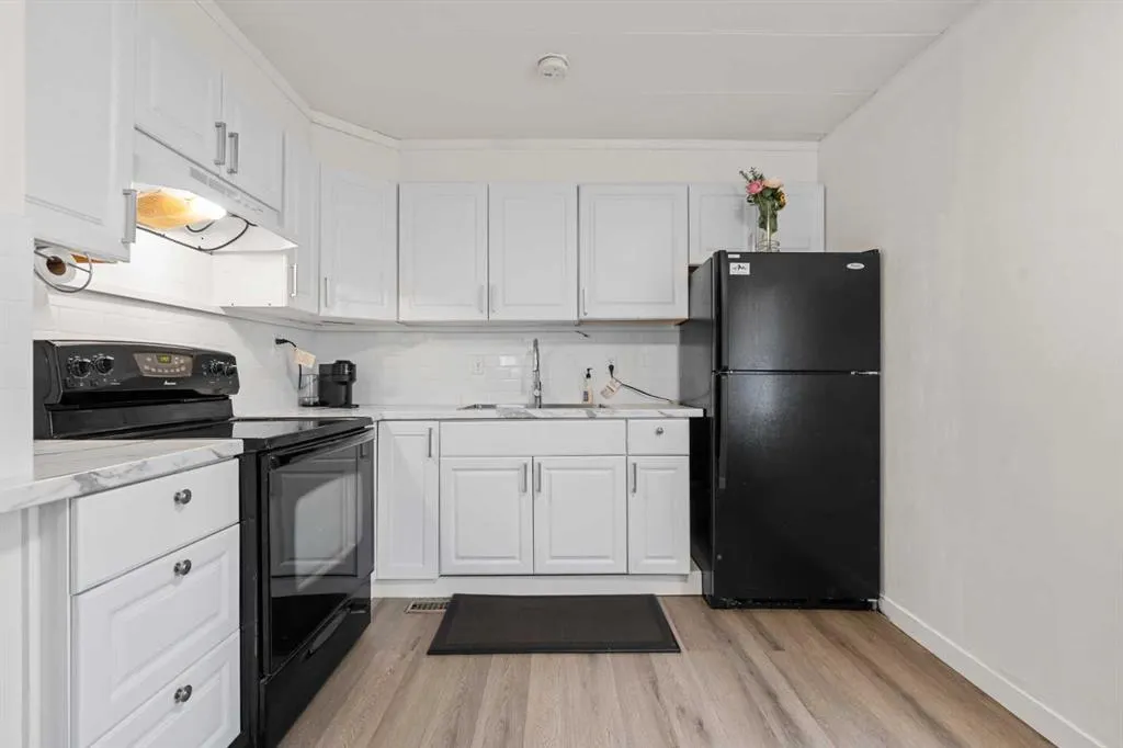 1101 84 Street NE #819