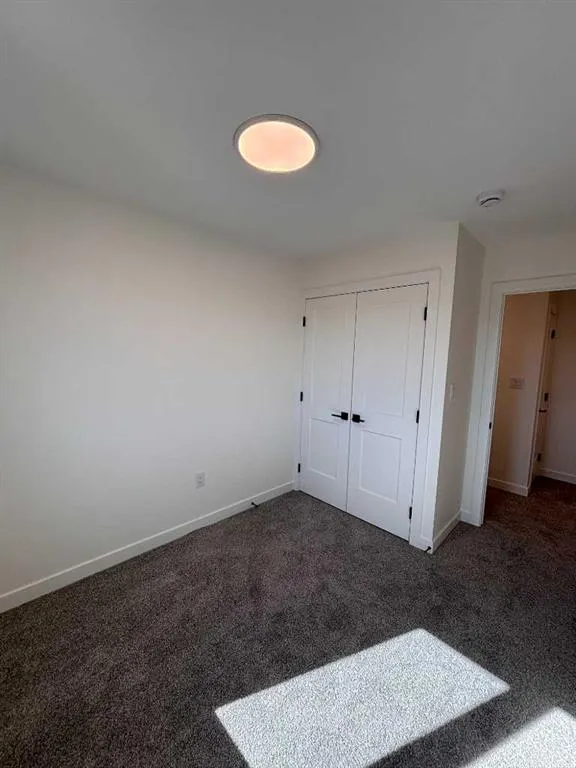2807 16 Avenue