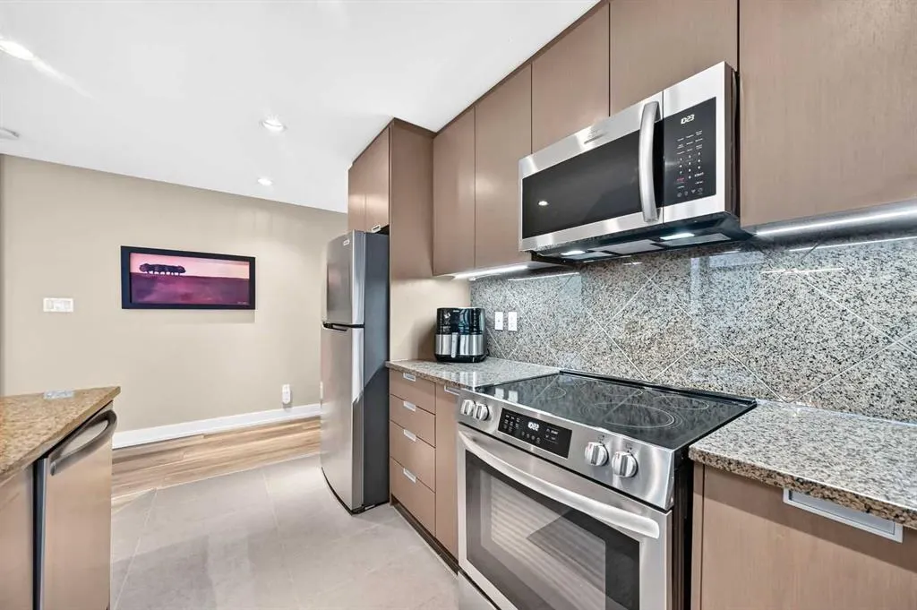 99 Spruce Place SW #2406