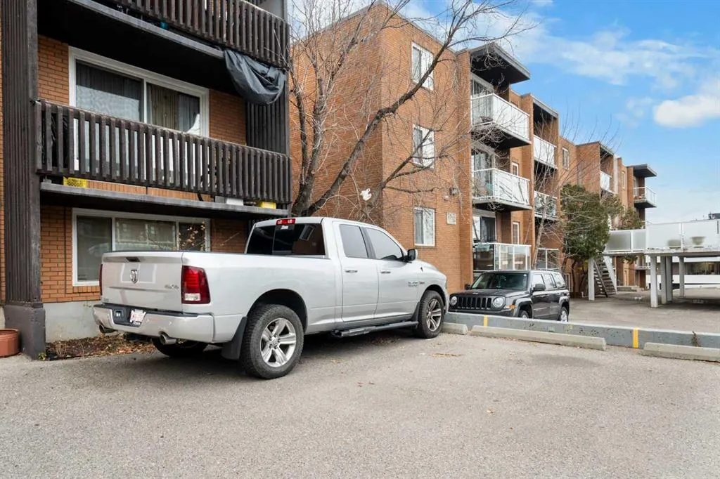 507 57 Avenue SW #304