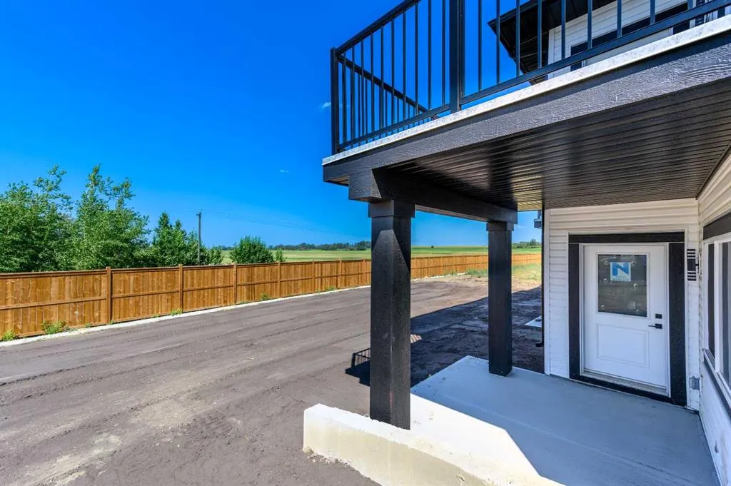 182 Lakewood Crescent